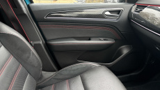 Renault Arkana 1.6 E-TECH Hybrid 145 R.S. Line 5dr Auto Hybrid Estate